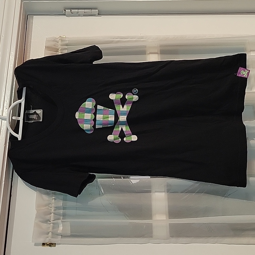 Johnny cupcakes tshirt